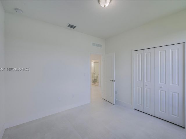 Home for rent at 32242 SW 194th Ave - - photo 7493085