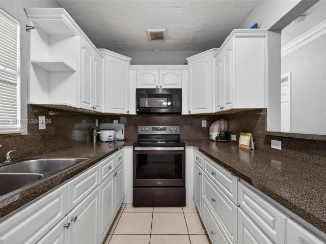 Home for sale at 2741 NW 43rd Ter - photo 7524542