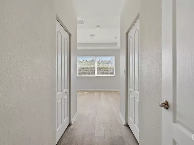 4-bedroom home for sale in Homestead - 1211 NE 40th Road - MondialRealty