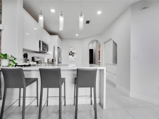 Home for rent at 11261 NW 55th Ln - photo 7517145