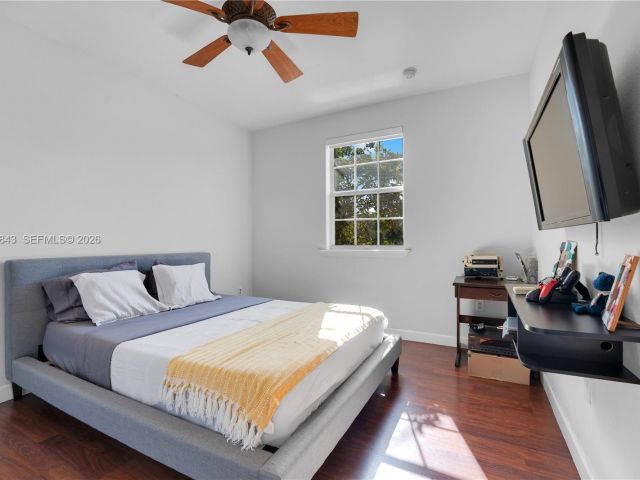 Home for rent at 11261 NW 55th Ln - photo 7517152