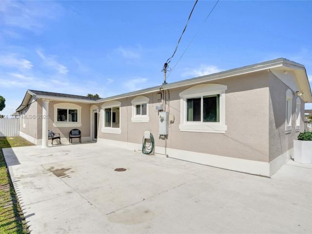 Home for sale at 17110 NW 19th Ave - photo 7516505