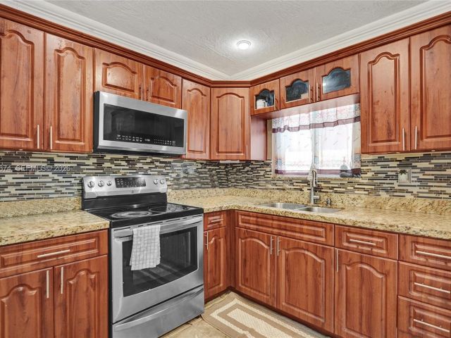 Home for sale at 17110 NW 19th Ave - photo 7516514