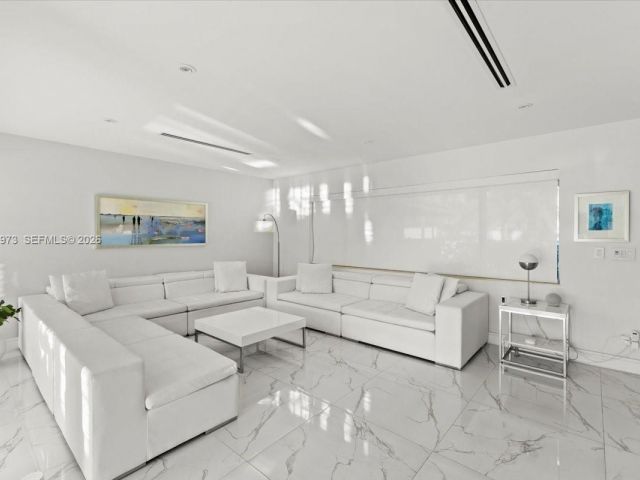 Home for rent at 12930 Oleander Rd - photo 7475124