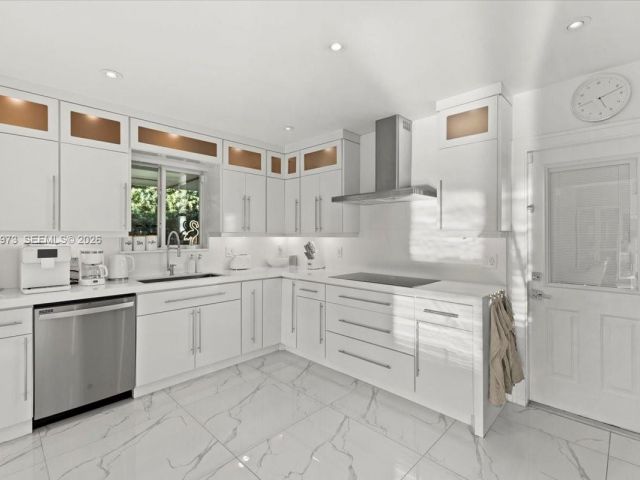 Home for rent at 12930 Oleander Rd - photo 7475130