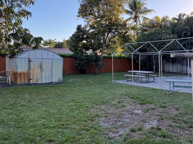 Home for rent at 470 NE 127th St - photo 7475661