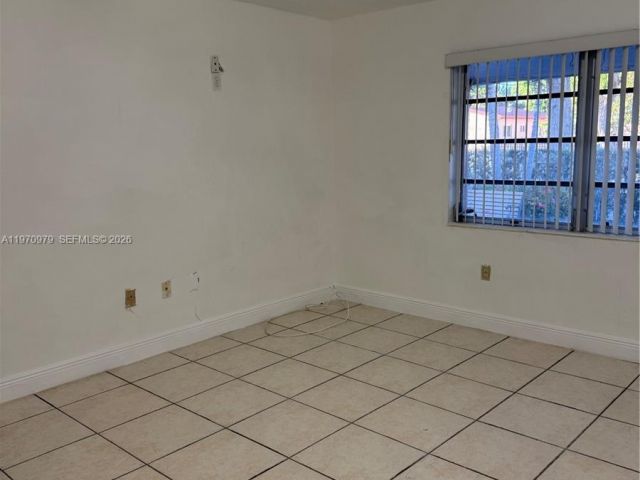 Home for rent at 470 NE 127th St - photo 7475666