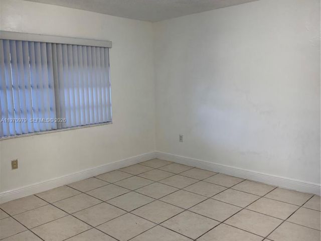 Home for rent at 470 NE 127th St - photo 7475670