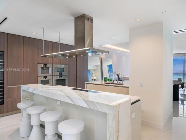 Apartment for rent  Unit #2003 - photo 7490359