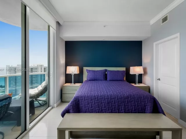 2-bedroom condo for sale in Hallandale Beach - 1945 S Ocean Dr 2209 - MondialRealty