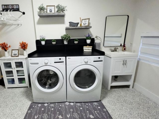 Home for sale at 5870 NW 38th St - photo 7519155