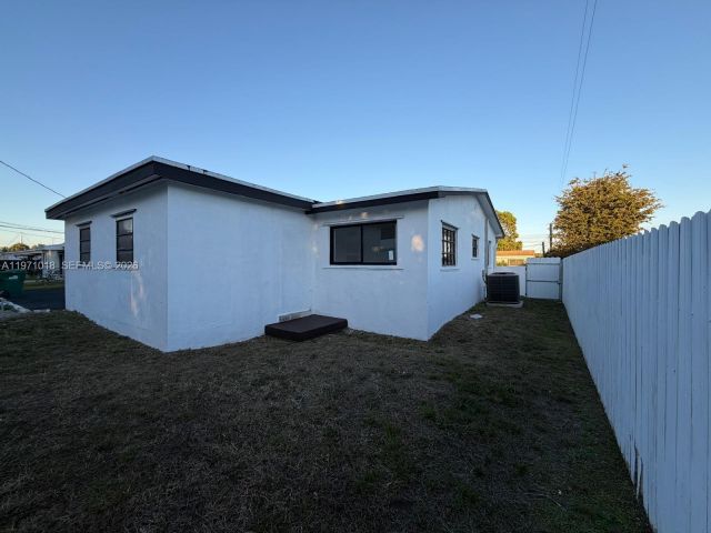 Home for sale at 18712 NW 23rd Ct - photo 7535114