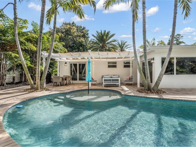 Home for sale at 2037 Windward Dr - photo 7466909