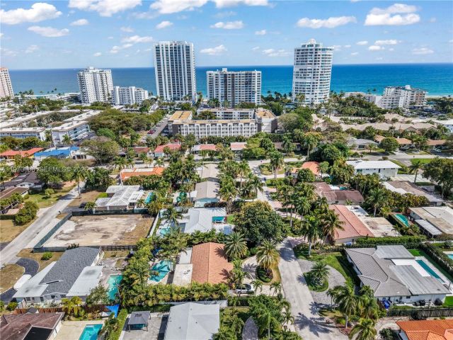 Home for sale at 2037 Windward Dr - photo 7466910