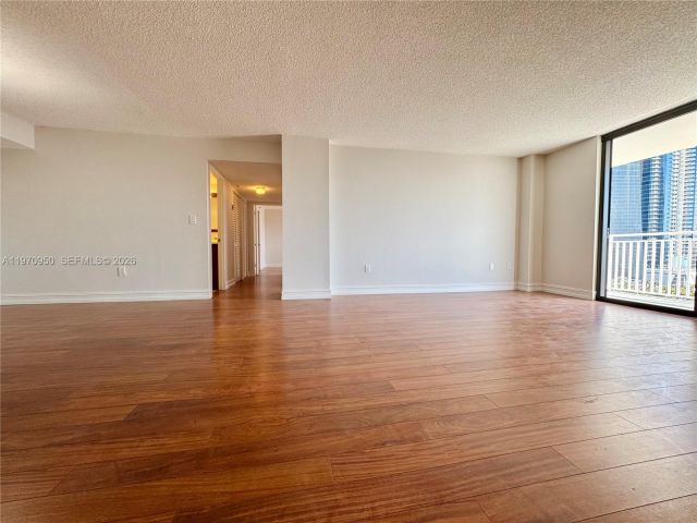 Apartment for sale  Unit #1205 - photo 7495374