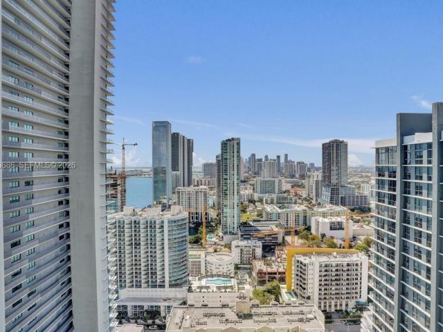 Apartment for sale  Unit #3306 - photo 7494289