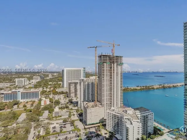 3-bedroom condo for sale in Miami - 501 NE 31st St 3306 - MondialRealty