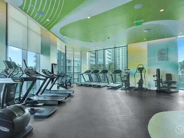 3-bedroom condo for sale in Miami - 501 NE 31st St 3306 - MondialRealty