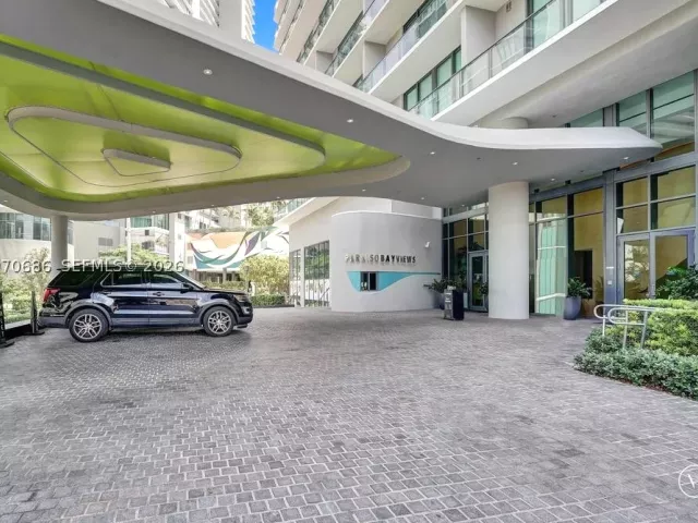 3-bedroom condo for sale in Miami - 501 NE 31st St 3306 - MondialRealty