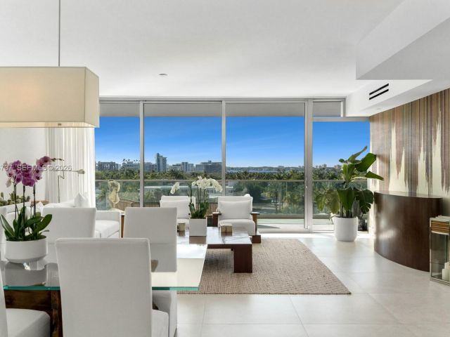 Apartment for sale  Unit #611 - photo 7501595