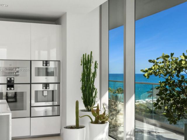 Apartment for sale  Unit #611 - photo 7501602