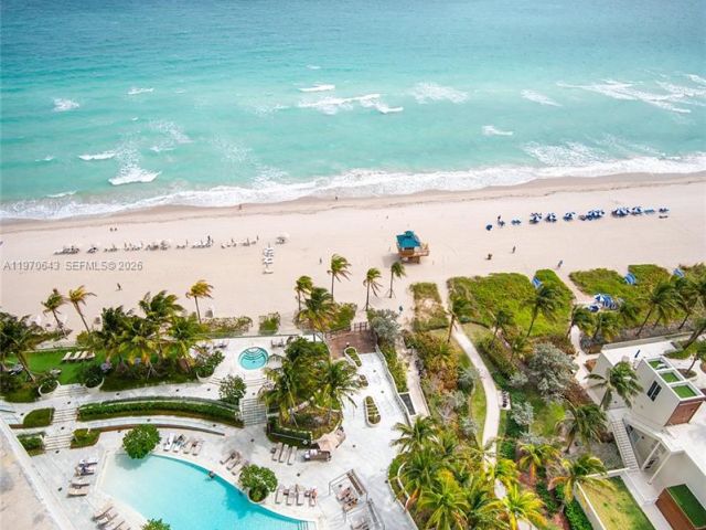 Apartment for sale  Unit #1604 - photo 7495822