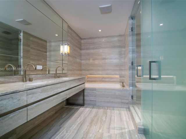 Apartment for sale  Unit #1604 - photo 7495828