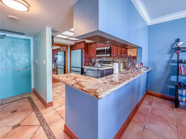 1-bedroom condo for sale in Miami - 520 Brickell Key Dr A1912 - MondialRealty