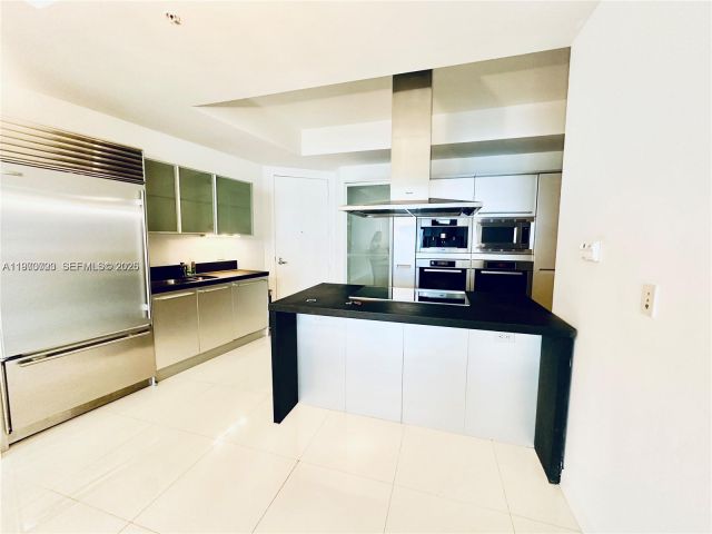 Apartment for rent  Unit #4808 - photo 7496532