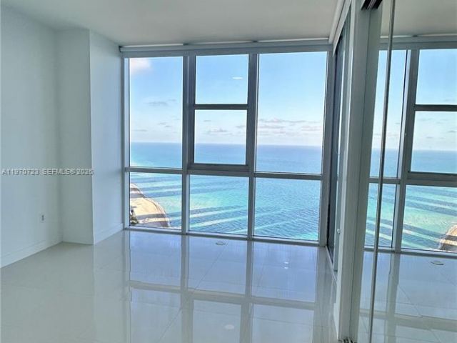 Apartment for rent  Unit #4808 - photo 7496541