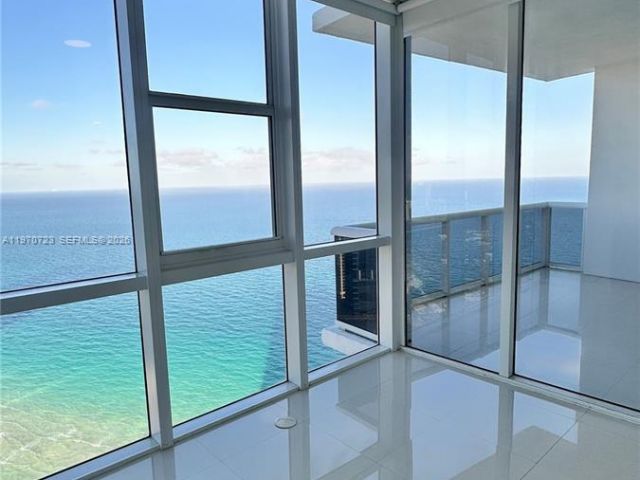 Apartment for rent  Unit #4808 - photo 7496544