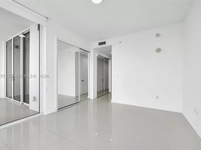 2-bedroom condo for rent in Sunny Isles Beach - 18201 Collins Ave 4808 - MondialRealty