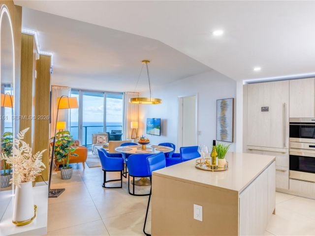 Apartment for sale  Unit #3706 - photo 7512393