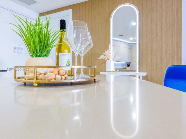 Apartment for sale  Unit #3706 - photo 7512394