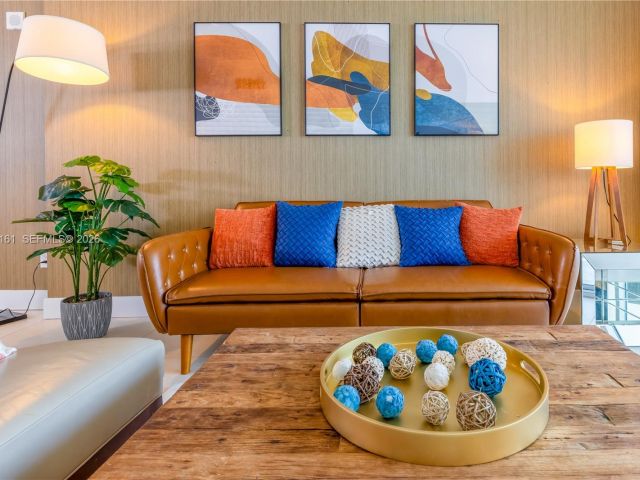 Apartment for sale  Unit #3706 - photo 7512398