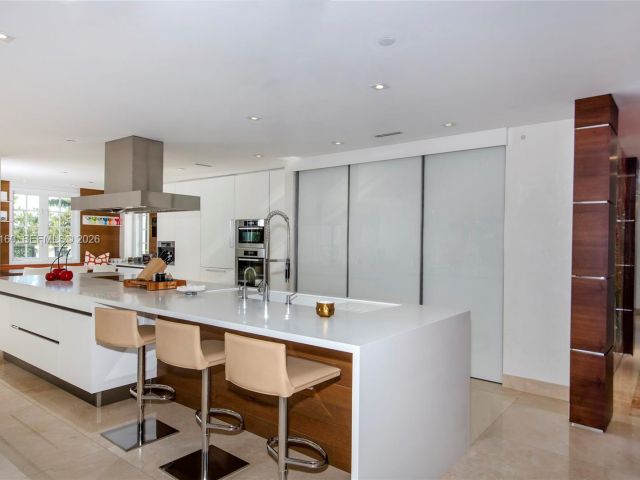 Apartment for rent  Unit #7938-D - photo 7505425