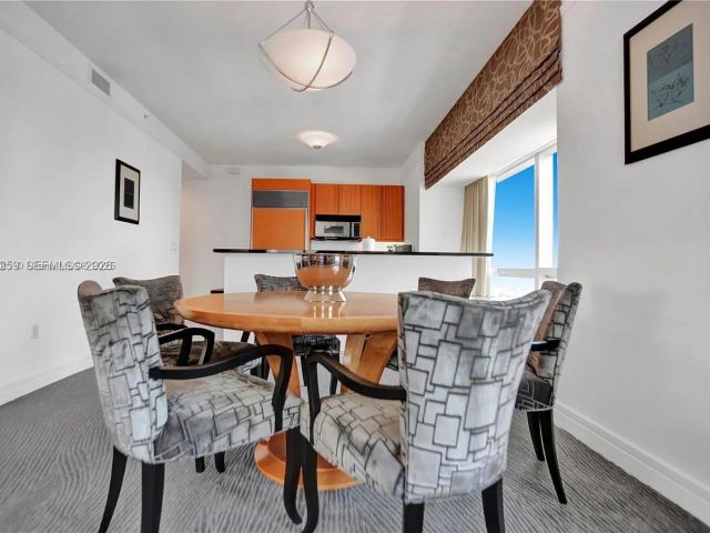 Apartment for sale  Unit #3212 - photo 7510402