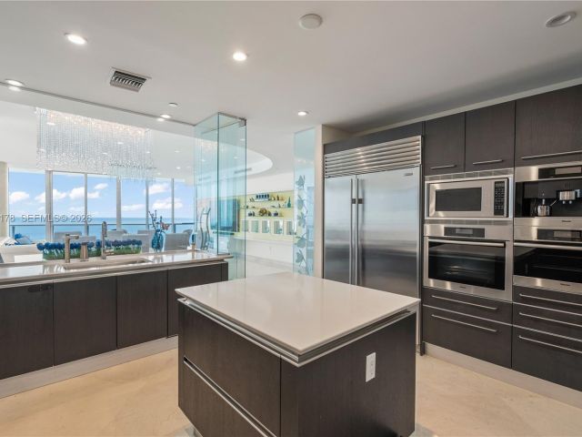 Apartment for sale  Unit #4608 - photo 7498436