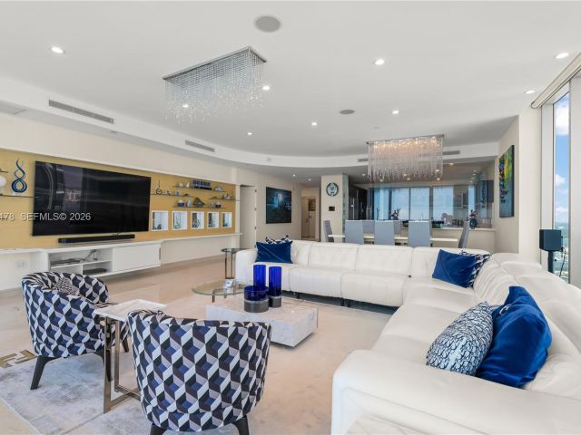 Apartment for sale  Unit #4608 - photo 7498438