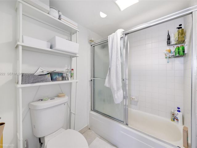 Apartment for sale  Unit #608 - photo 7469815