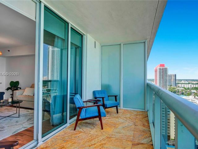 Apartment for rent  Unit #2209 - photo 7499541