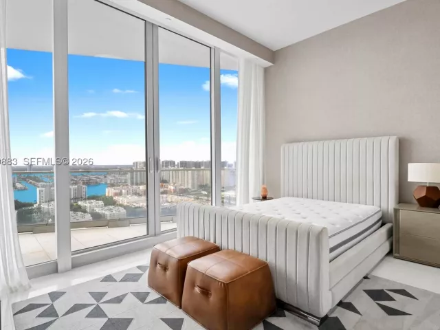 3-bedroom condo for sale in Sunny Isles Beach - 16901 Collins Ave 2503 - MondialRealty