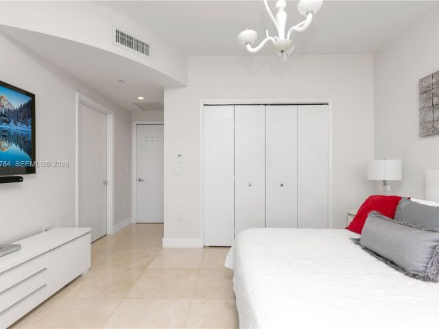 Apartment for rent  Unit #2905 - photo 7498726