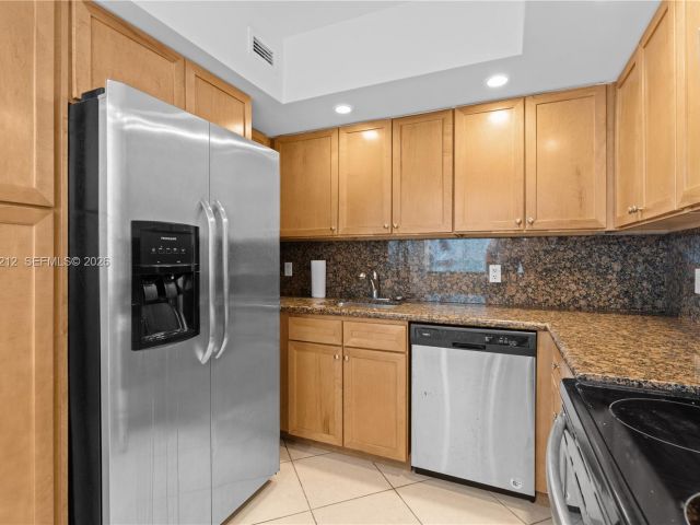 Apartment for sale  Unit #16Y - photo 7526624