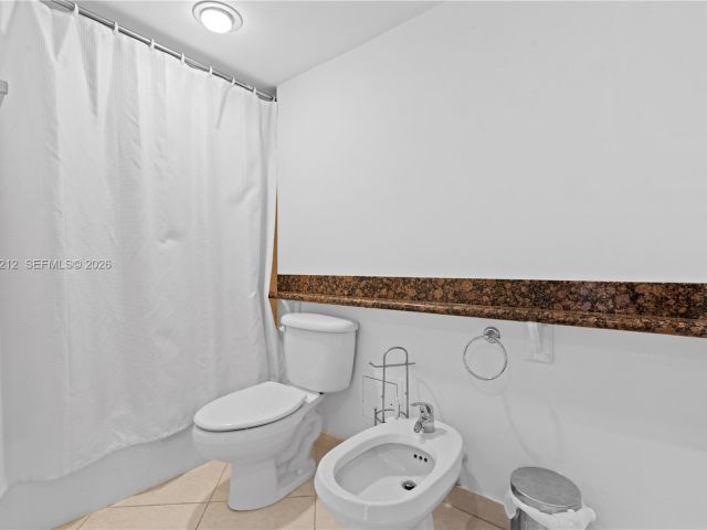 Apartment for sale  Unit #16Y - photo 7526627