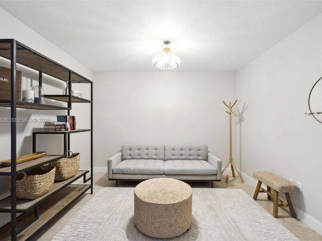 Apartment for rent  Unit #2811 - photo 7523843