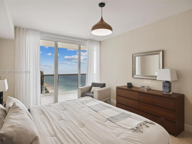 Apartment for rent  Unit #2811 - photo 7523851