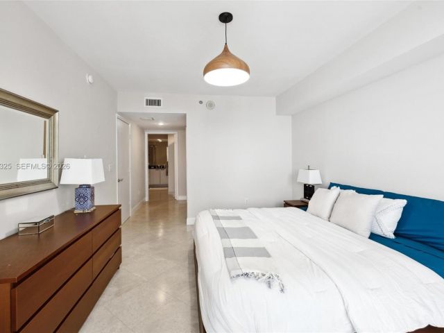 Apartment for rent  Unit #2811 - photo 7523852