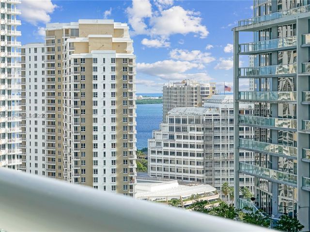 Apartment for rent  Unit #1913 - photo 7510713