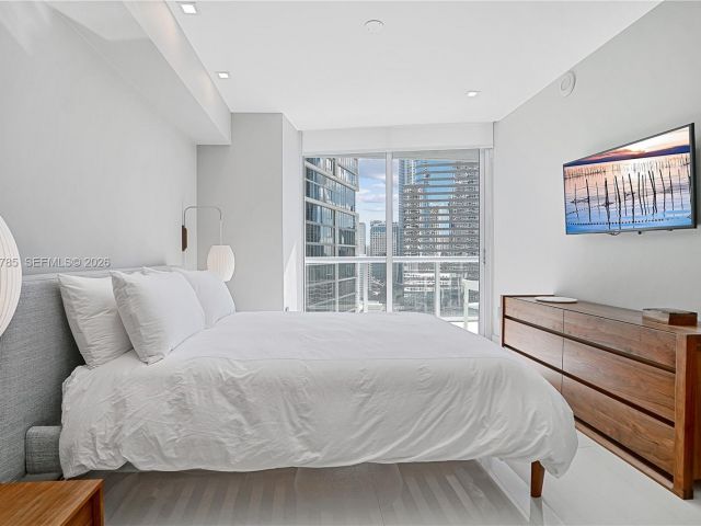 Apartment for rent  Unit #1913 - photo 7510718